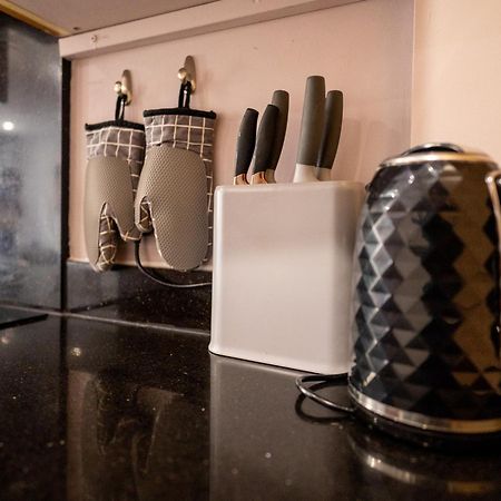 Reef9 - Modern Central Flat, 5 Mins From Beach, Centre And Bournemouth International Centre Экстерьер фото